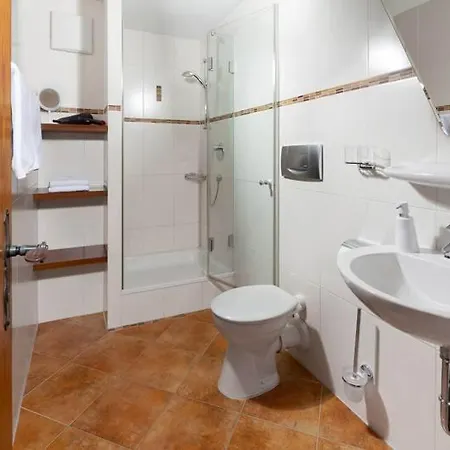 Gaestehaus Untersulzberglehen Farm stay